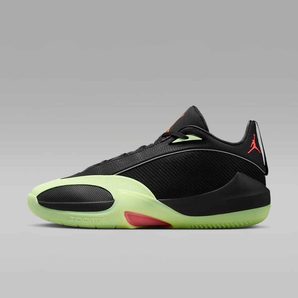 Jordan Triangle PF Barely Volt IO0424-001